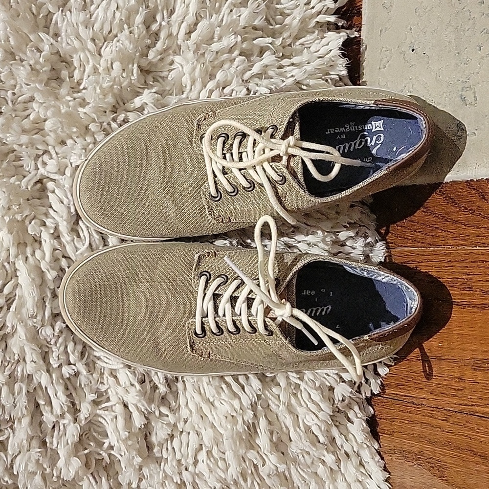 Penguin Men's casual sneakers/shoes, khaki color